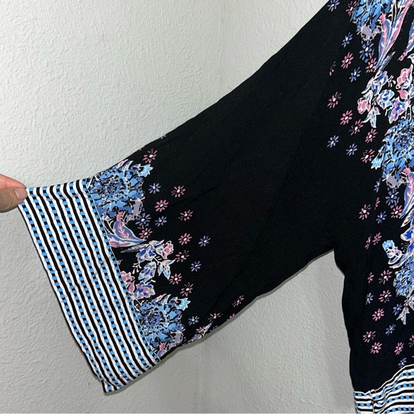 Free People Mix N Match Blouse Women’s Size M Kimono Sleeves Floral Boxy Fit - Picture 2 of 8